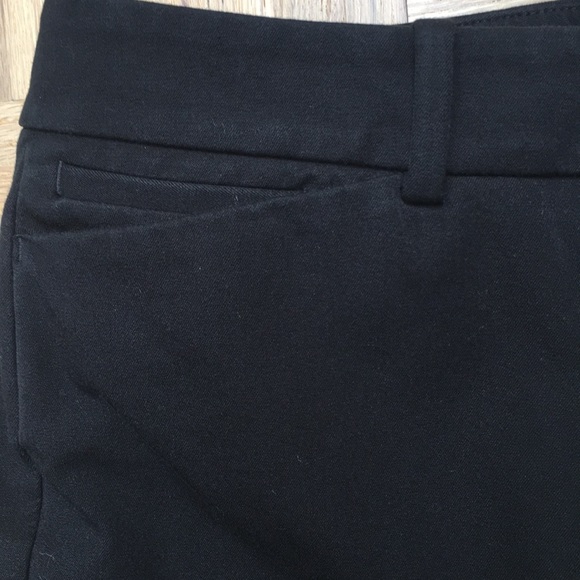 Classic WHBM black bermuda shorts - Picture 2 of 8
